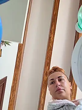 kylie_blck Adlı Modelin Web Kamerası Şovu