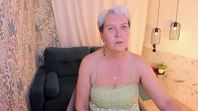 دردشة KathySunn الجنسية المباشرة