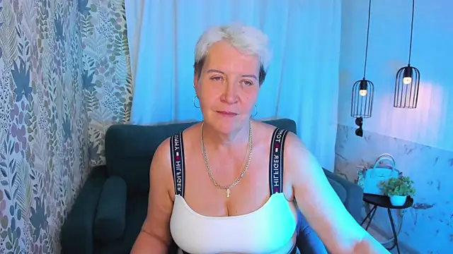 KathySunn Chat XXX in diretta