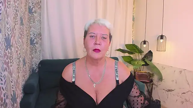 KathySunn's Live XXX Chat
