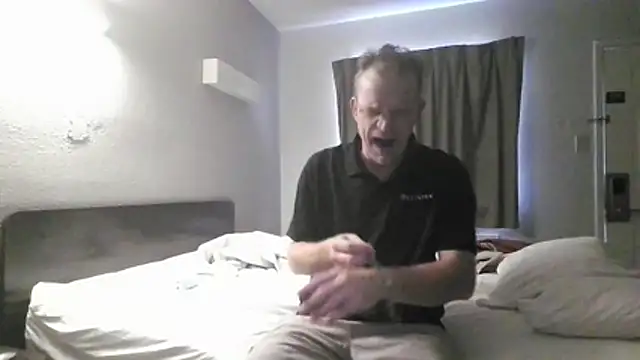 הופעת וובקאם של The_Real_aDDix269