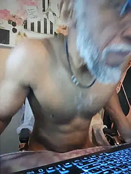 Lonelynudist59 Show in webcam