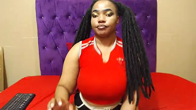 EBONYBUSTYY's Live XXX Chat