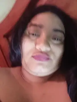 Hilarybunnyy's Webcam Show