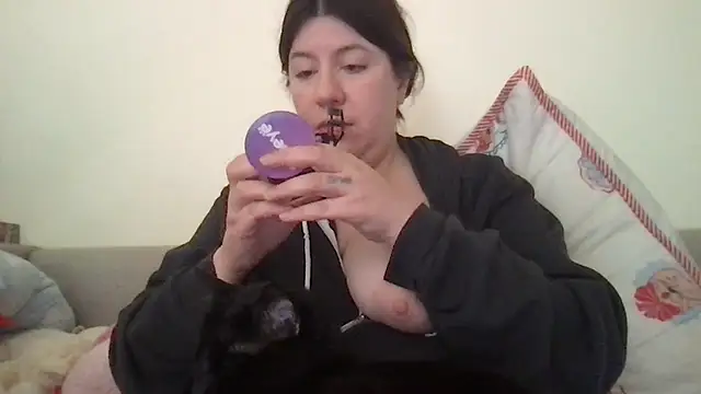 HYPHYtype's Webcam Show