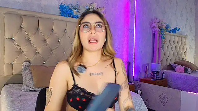 Show Webcam de nini_love01