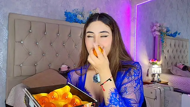 Show de nini_love01 na webcam