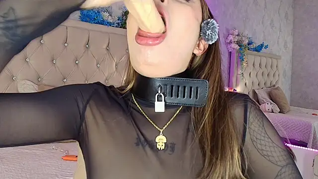 nini_love01 Pertunjukan Webcam