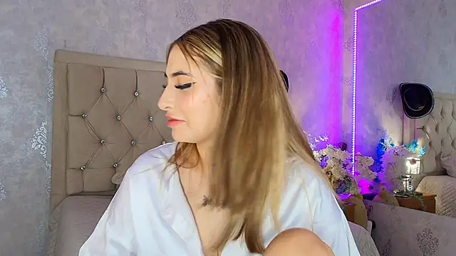 nini_love01 Live XXX Chat