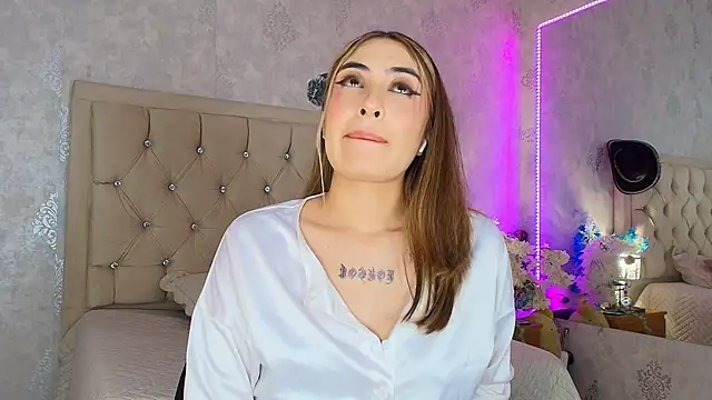 nini_love01 লাইভ XXX চ্যাট