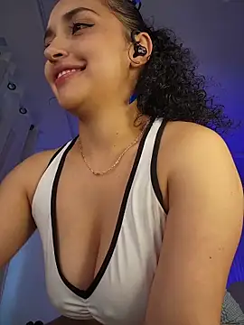 Živý XXX chat Lucy_Marin