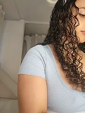 Lucy_Marin's Live XXX Chat