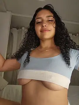 Czat XXX na żywo – Lucy_Marin