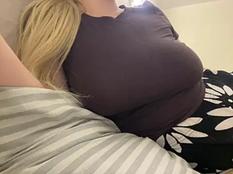 Majic_Maffin Adlı Modelin Canlı XXX Sohbeti