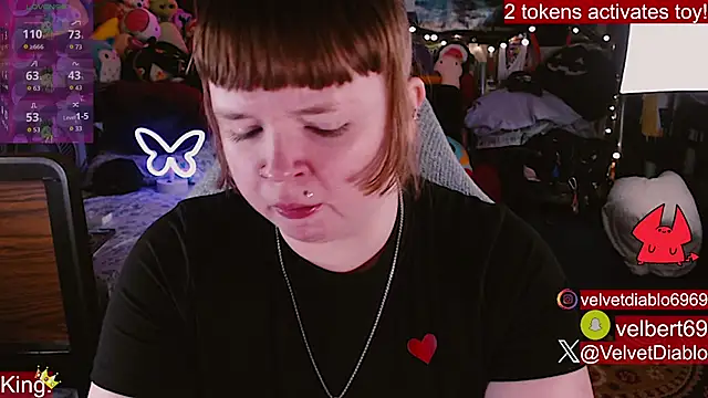 โชว์เว็บแคมของ VelvetDiablo