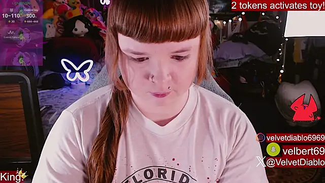 Chat soba uživo modela VelvetDiablo