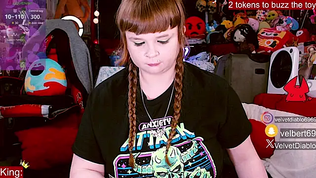 VelvetDiablo's Live XXX Chat