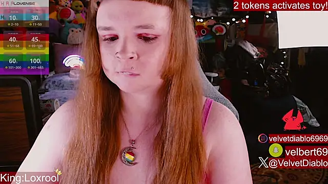 VelvetDiablo's Webcam Show