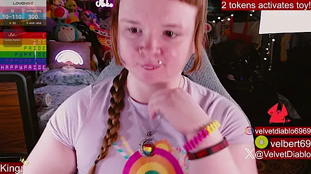 VelvetDiablo's Webcam Show