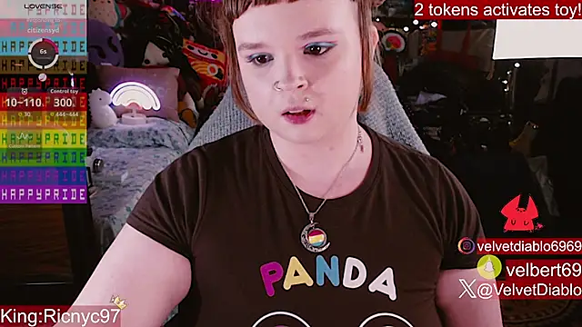 VelvetDiablon Webbikameraesitys