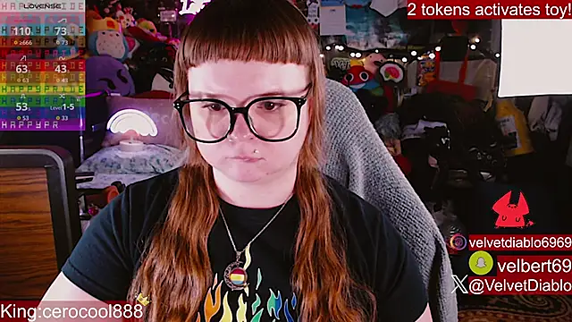 VelvetDiablo: вебкам-шоу