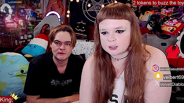 VelvetDiablo's Webcam Show