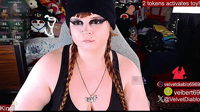 عرض كام VelvetDiablo