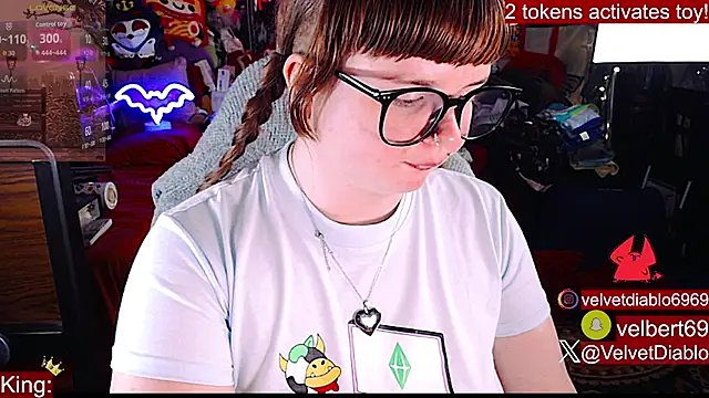 VelvetDiablo's Webcam Show