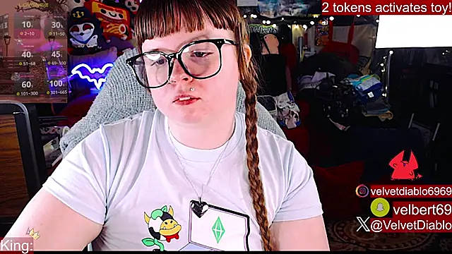 Chat XXX en directo de VelvetDiablo