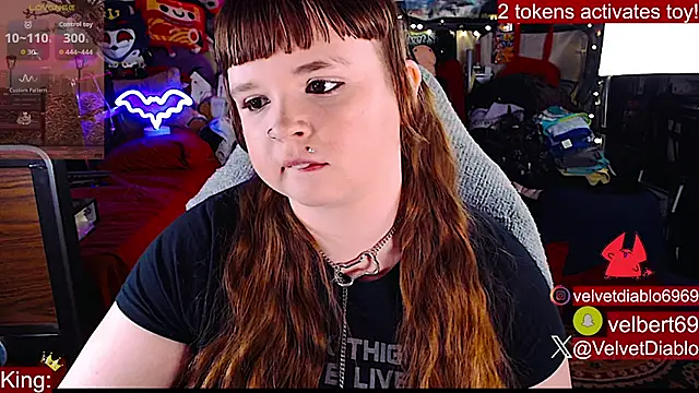 צ'אט XXX בשידור חי של VelvetDiablo