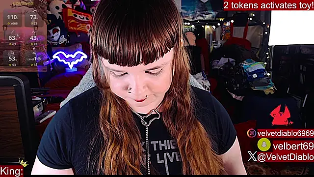 VelvetDiablo – Naživo XXX chat