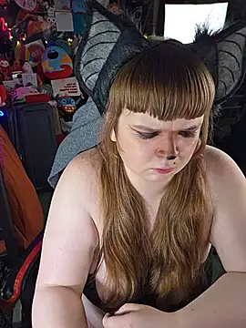 VelvetDiablo's Webcam Show