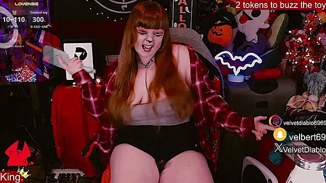 VelvetDiablo Adlı Modelin Web Kamerası Şovu