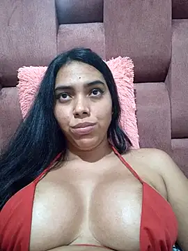 nia_sd's Live XXX Chat