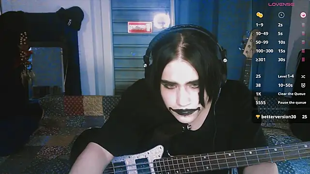 הופעת וובקאם של sademobeer