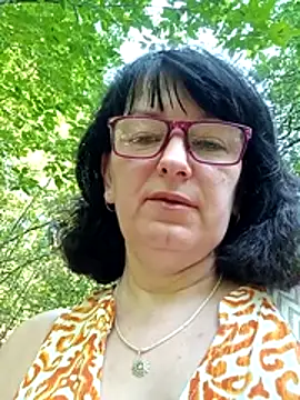 lucky_Alina élő XXX-chatje
