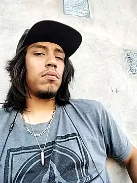 AlexAlejandro13 webkamerás műsora