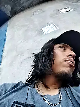 AlexAlejandro13 网络视讯表演