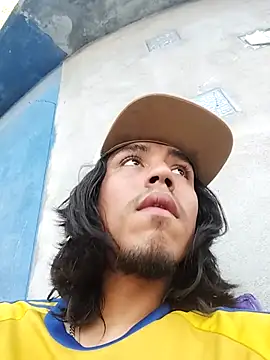 Pokazy przed kamerką – AlexAlejandro13