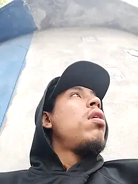 AlexAlejandro13 – Kamerová šou