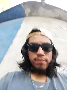 โชว์เว็บแคมของ AlexAlejandro13