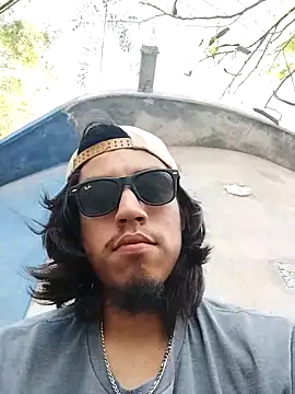 AlexAlejandro13 Webcamshow