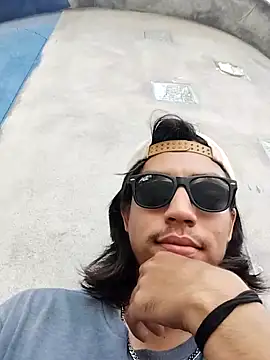 Вебкам-шоу AlexAlejandro13