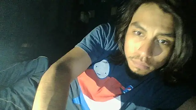 Show de AlexAlejandro13 na webcam