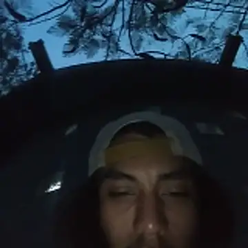 AlexAlejandro13のウェブカメラショー