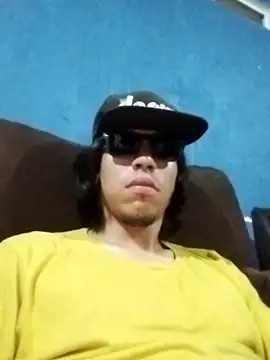 AlexAlejandro13 网络视讯表演