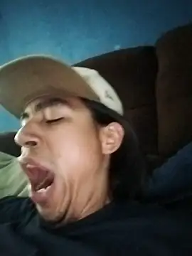 Chat +18 de AlexAlejandro13 ao vivo