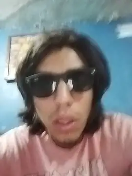 AlexAlejandro13のウェブカメラショー
