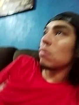 AlexAlejandro13 Show Webcam