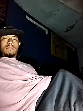 AlexAlejandro13 网络视讯表演